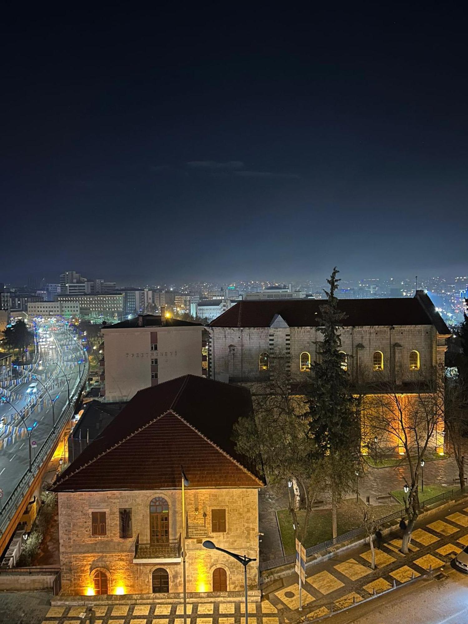 Nil Hotel Gaziantep Exteriör bild